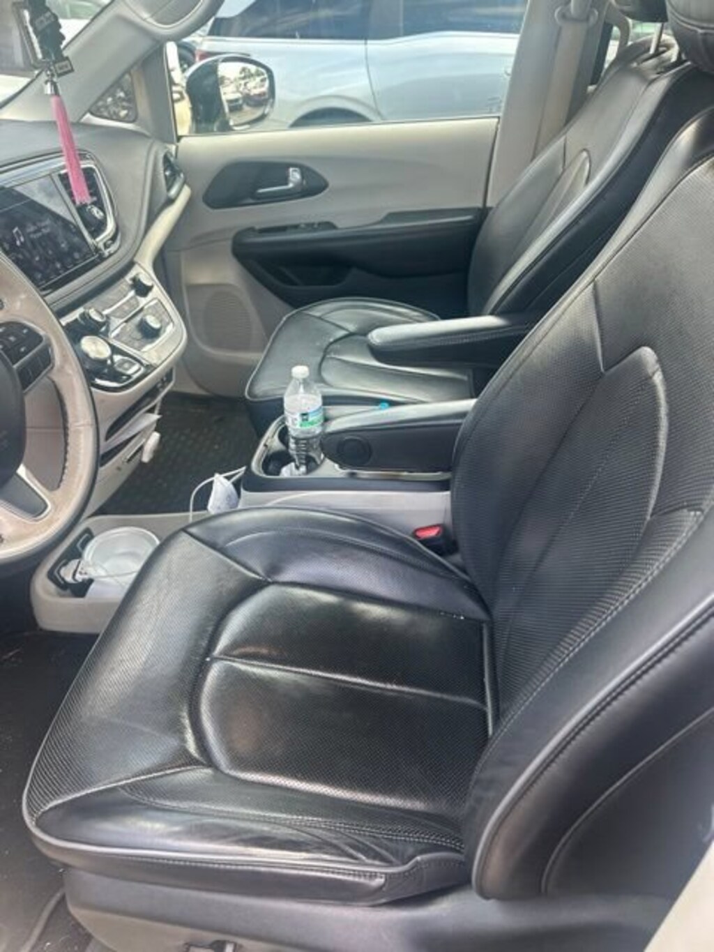 Used 2020 Chrysler Pacifica Limited Limited FWD