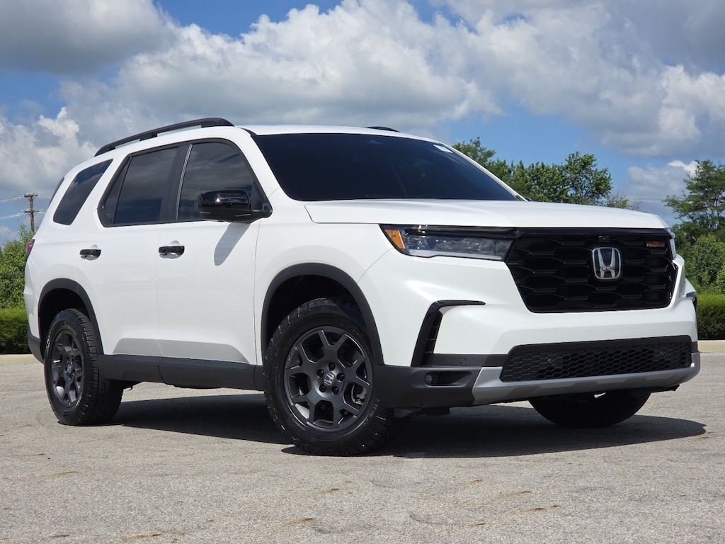 Certified 2025 Honda Pilot TrailSport TrailSport AWD
