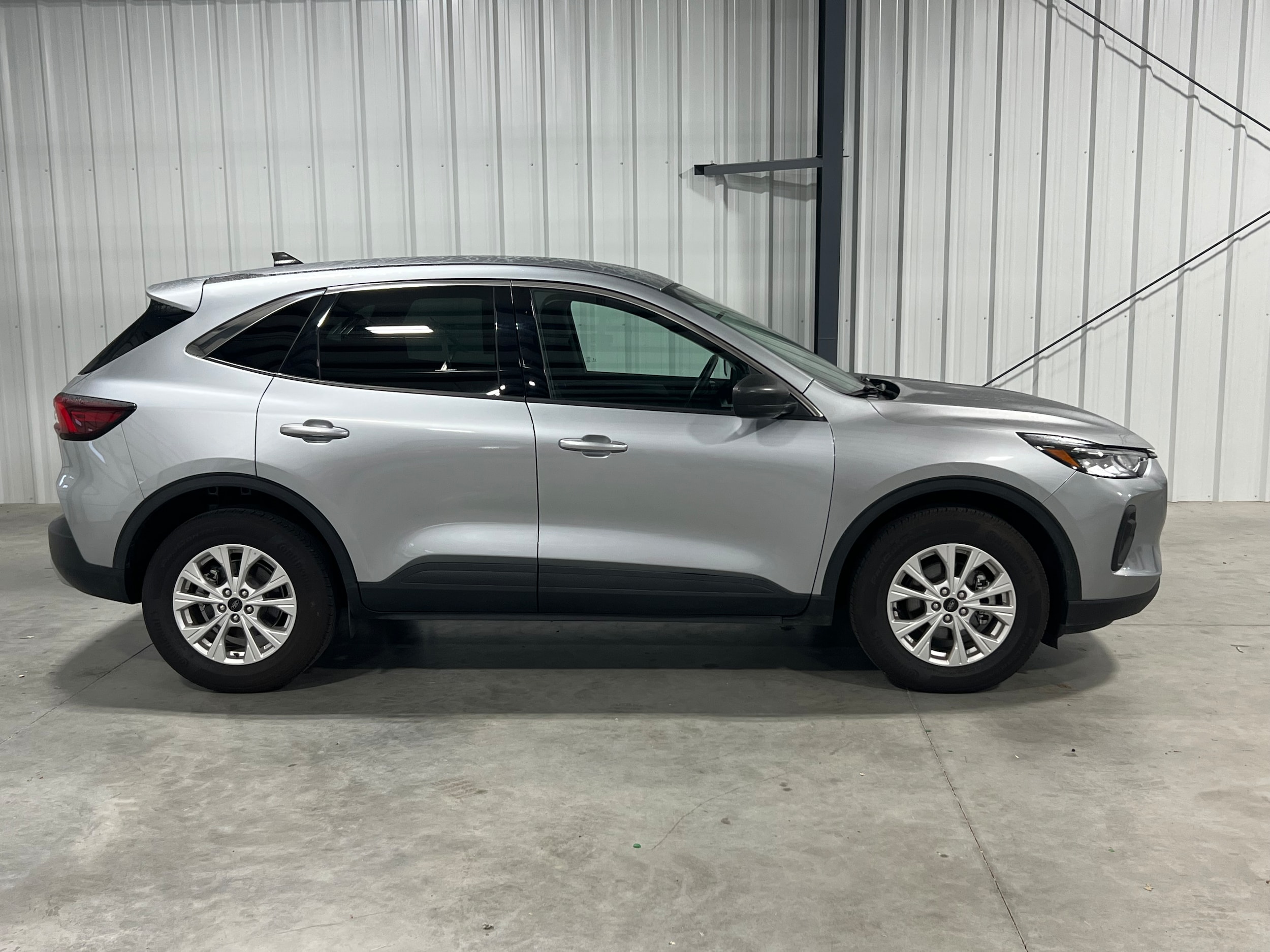 Used 2023 Ford Escape Active with VIN 1FMCU9GN7PUA33289 for sale in Kansas City