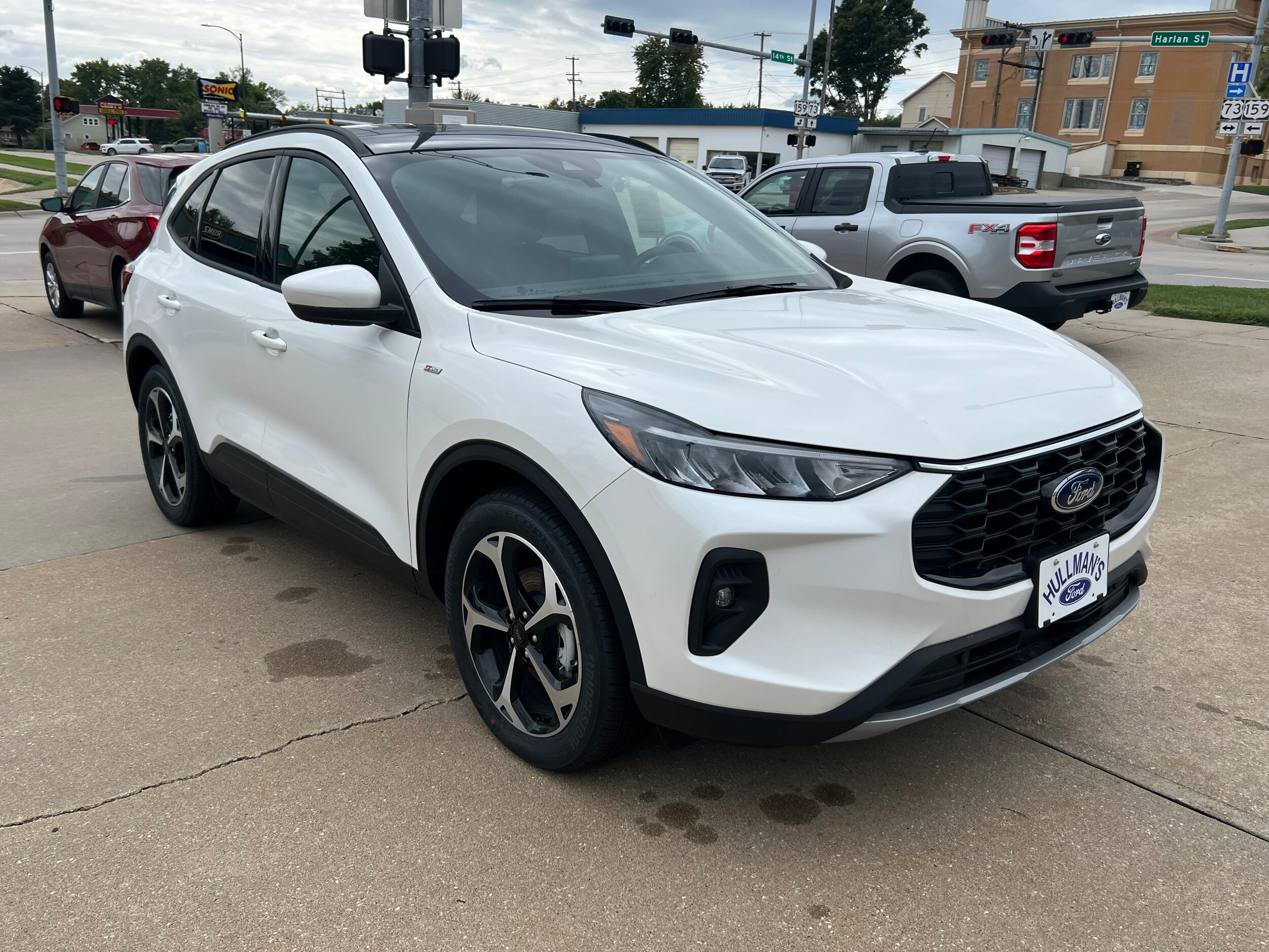 2025 Ford Escape ST-Line Select photo 2