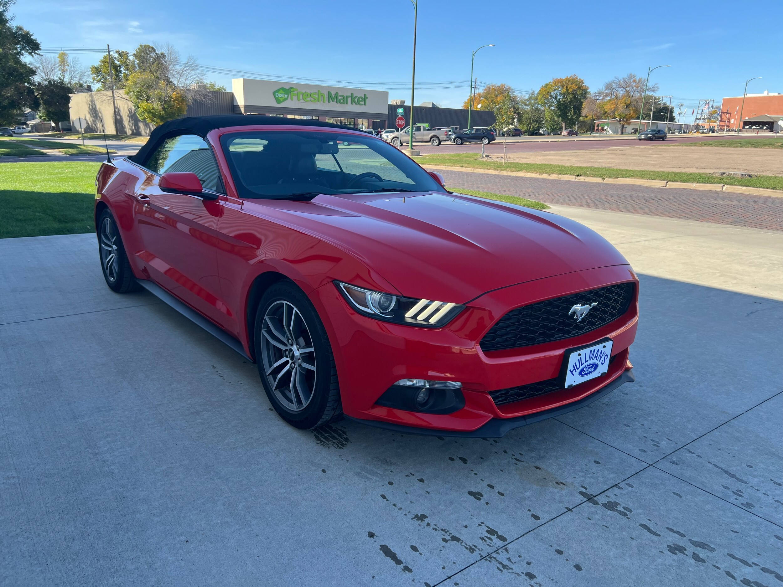 2016 Ford Mustang EcoBoost Premium Convertible photo 3
