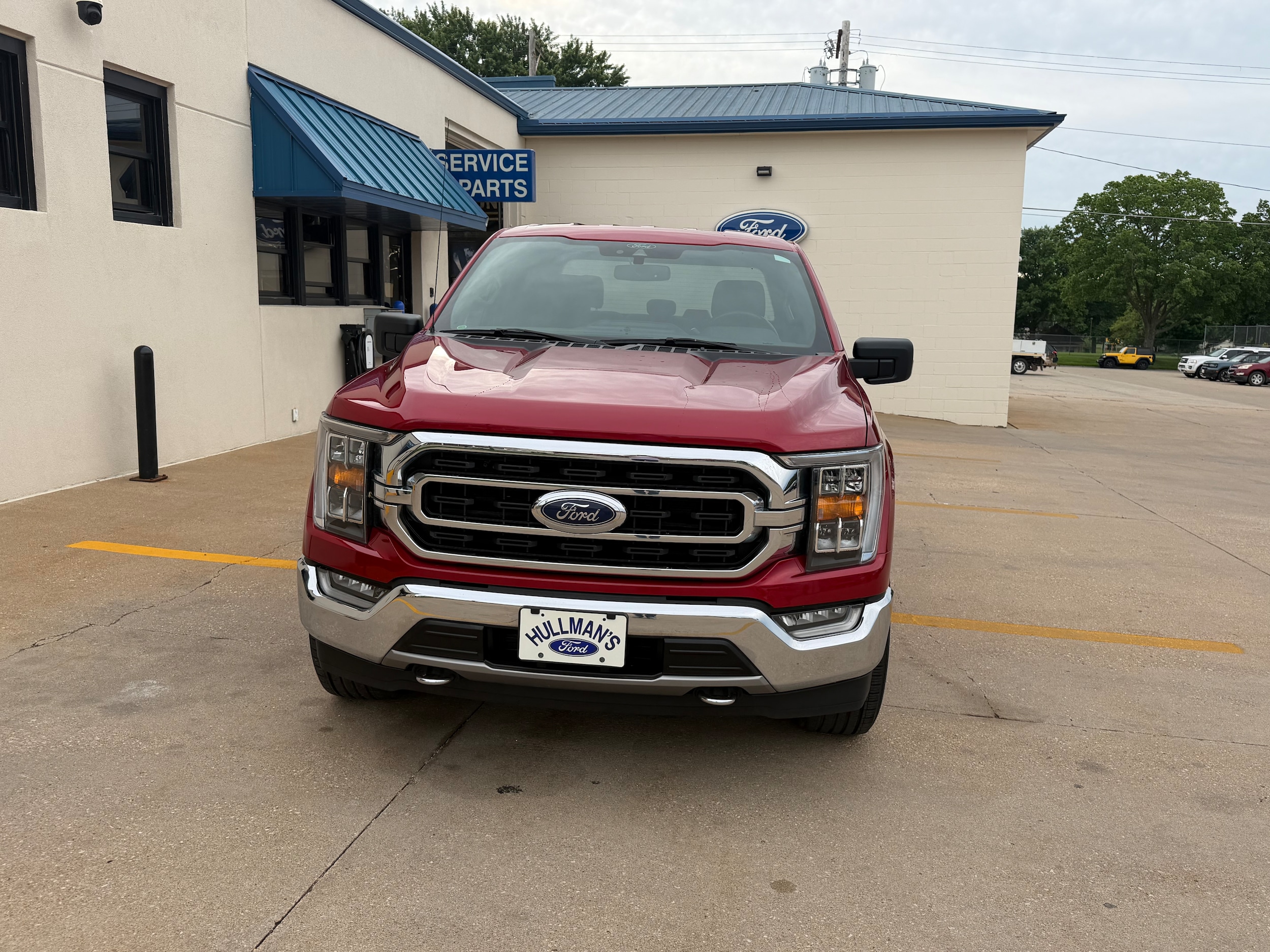 Used 2021 Ford F-150 XLT with VIN 1FTFW1E82MFA85620 for sale in Kansas City