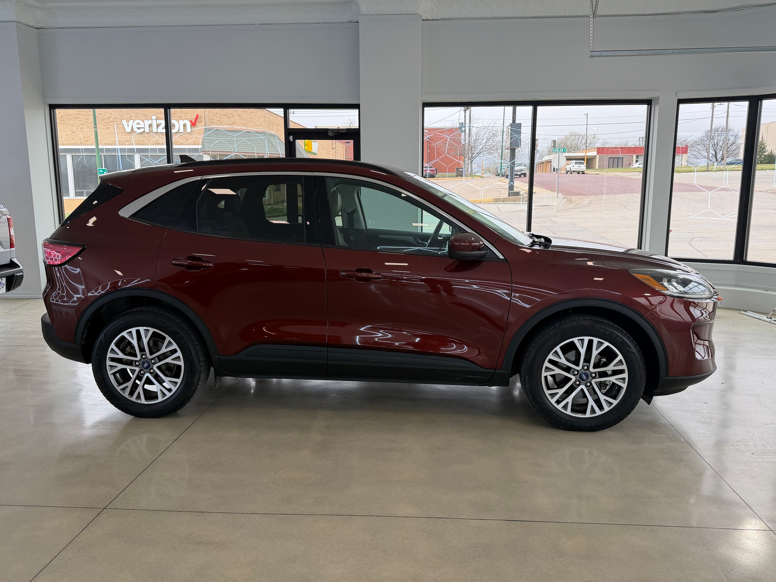 Used 2021 Ford Escape SEL with VIN 1FMCU9H64MUA11883 for sale in Kansas City