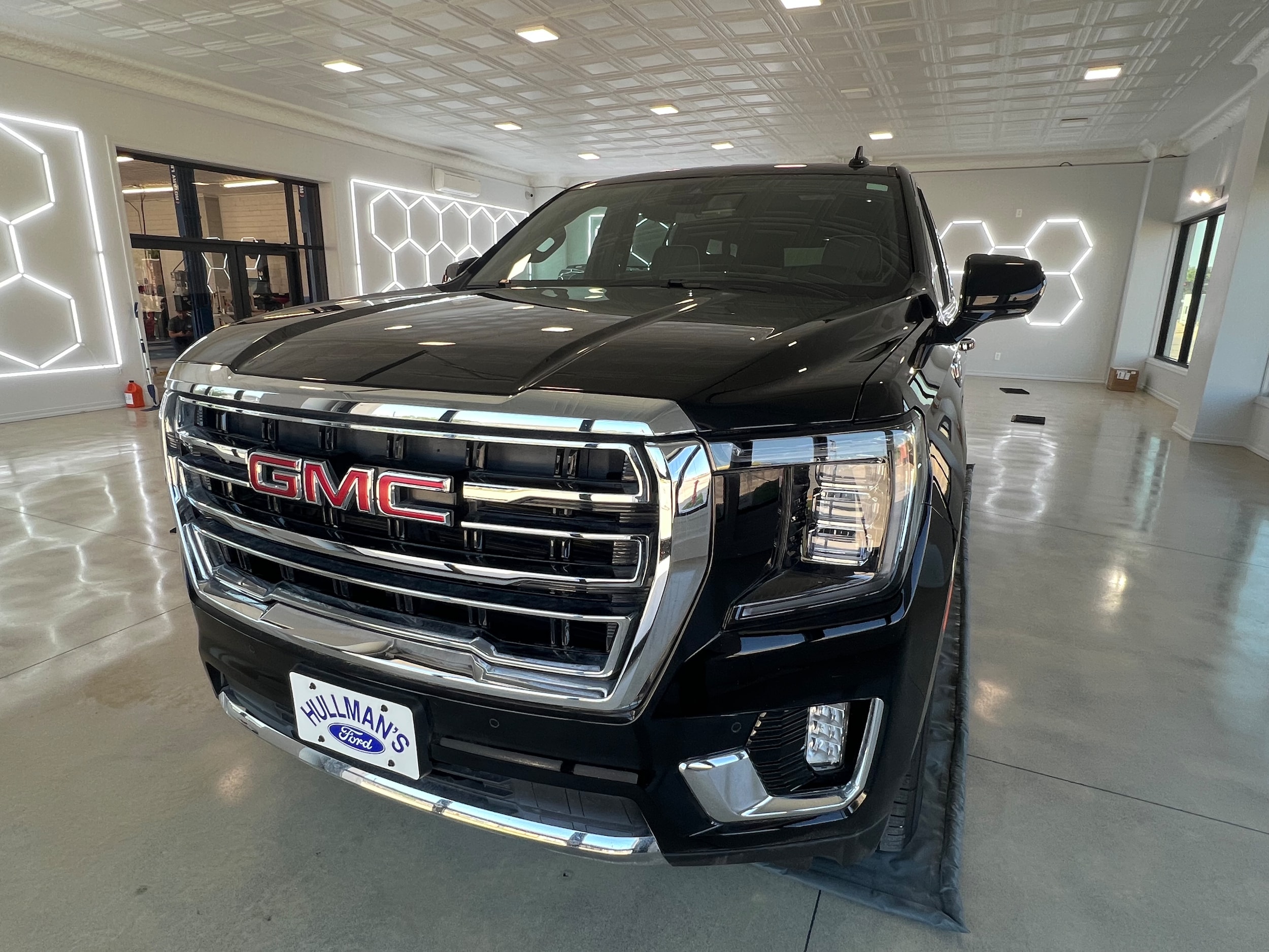 Used 2023 GMC Yukon XL SLT with VIN 1GKS2GKD4PR189340 for sale in Kansas City