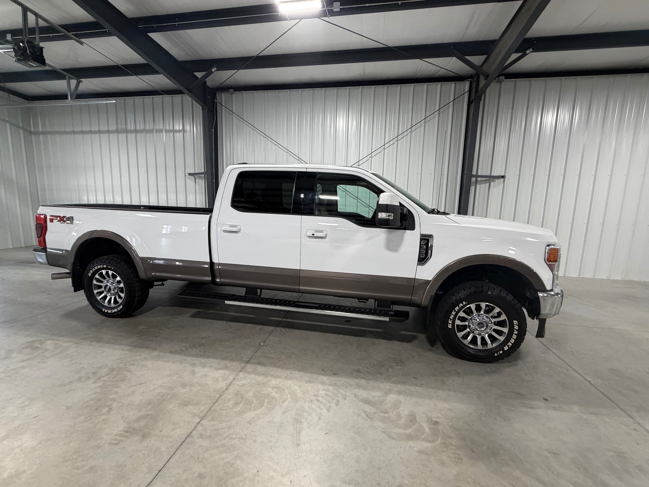 Used 2021 Ford F-350 Super Duty Lariat with VIN 1FT8W3BN8MED29467 for sale in Kansas City