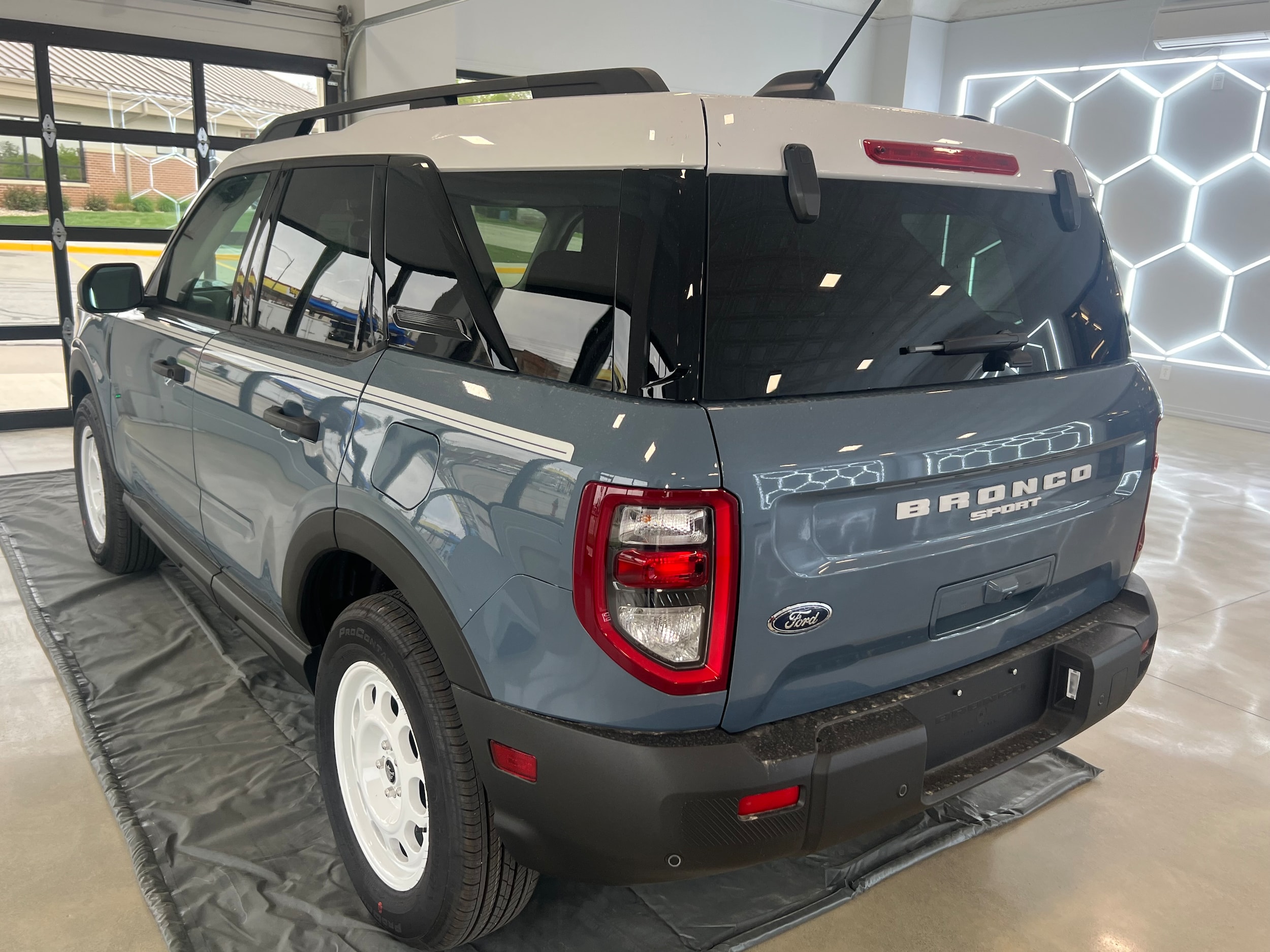 2025 Ford Bronco Sport Heritage - Photo 8