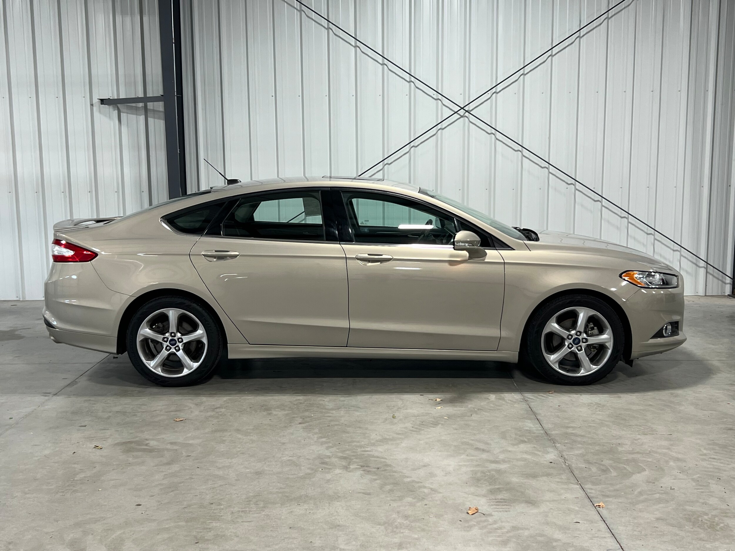 Used 2015 Ford Fusion SE with VIN 3FA6P0H79FR111233 for sale in Kansas City