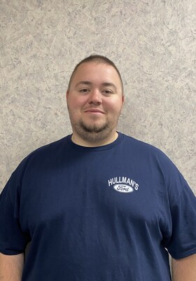 Staff member Eli Kuker from ID_efc2d91fba6a