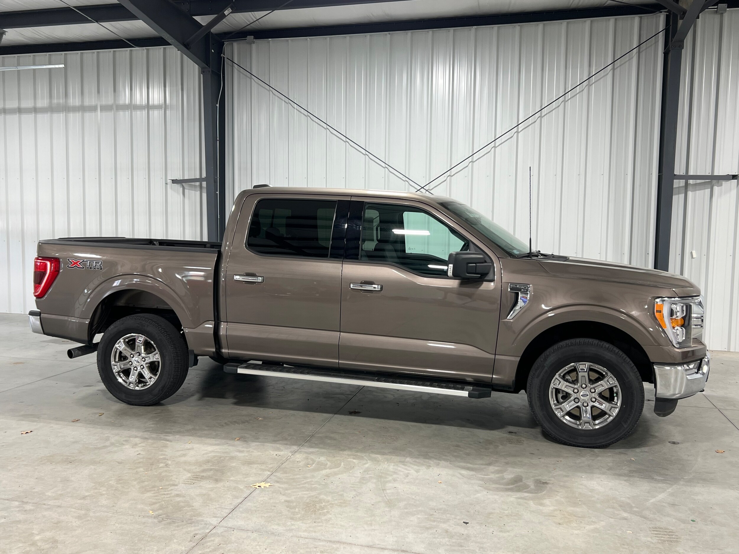 2022 Ford F-150 photo 2