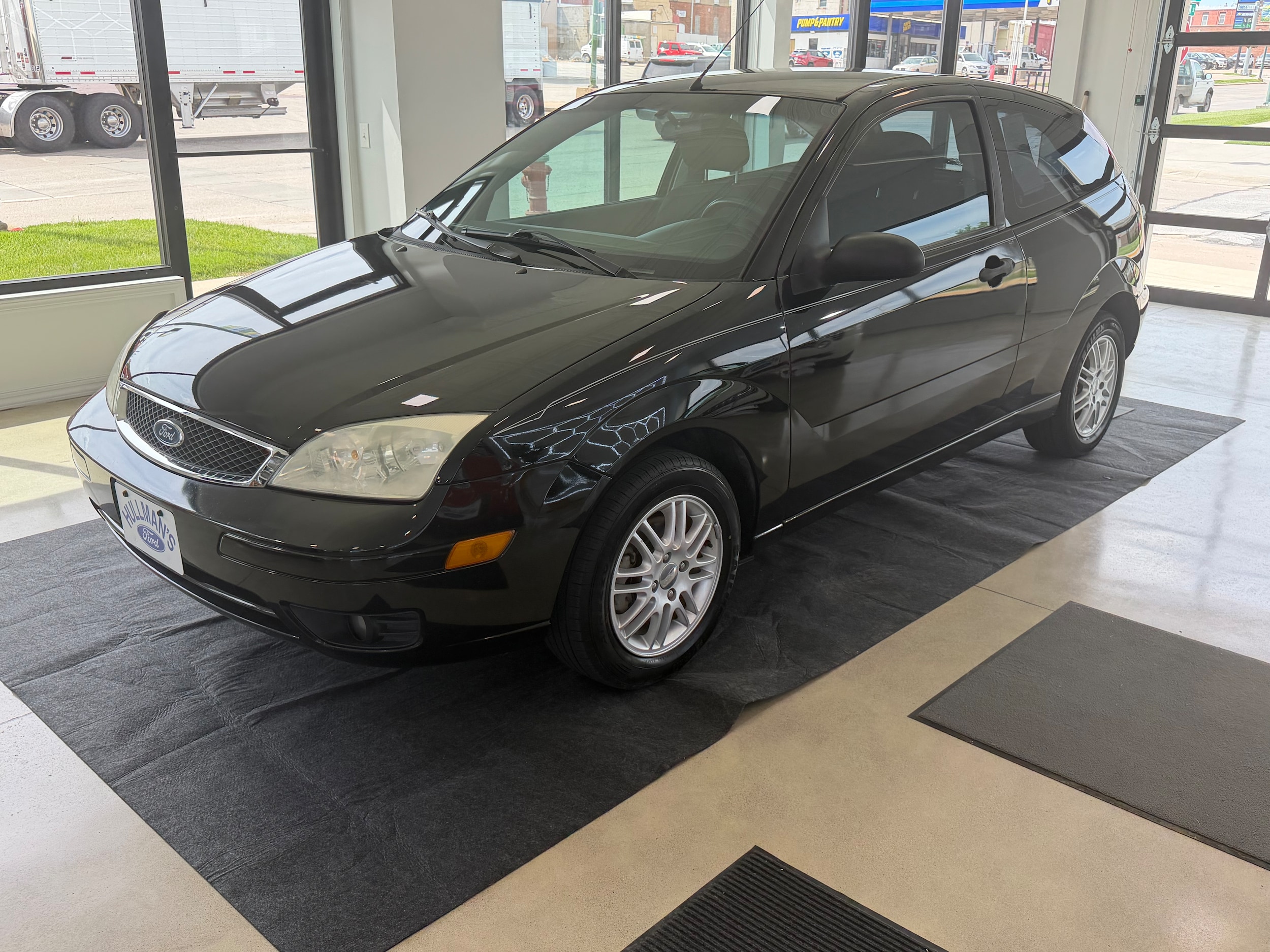 2007 Ford Focus ZX3 S's photo
