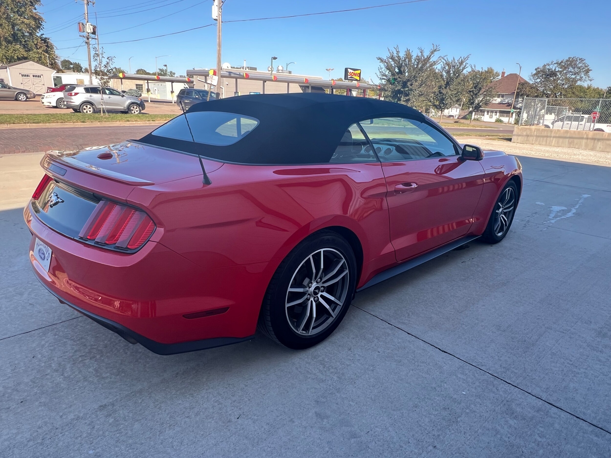 2016 Ford Mustang EcoBoost Premium Convertible photo 4