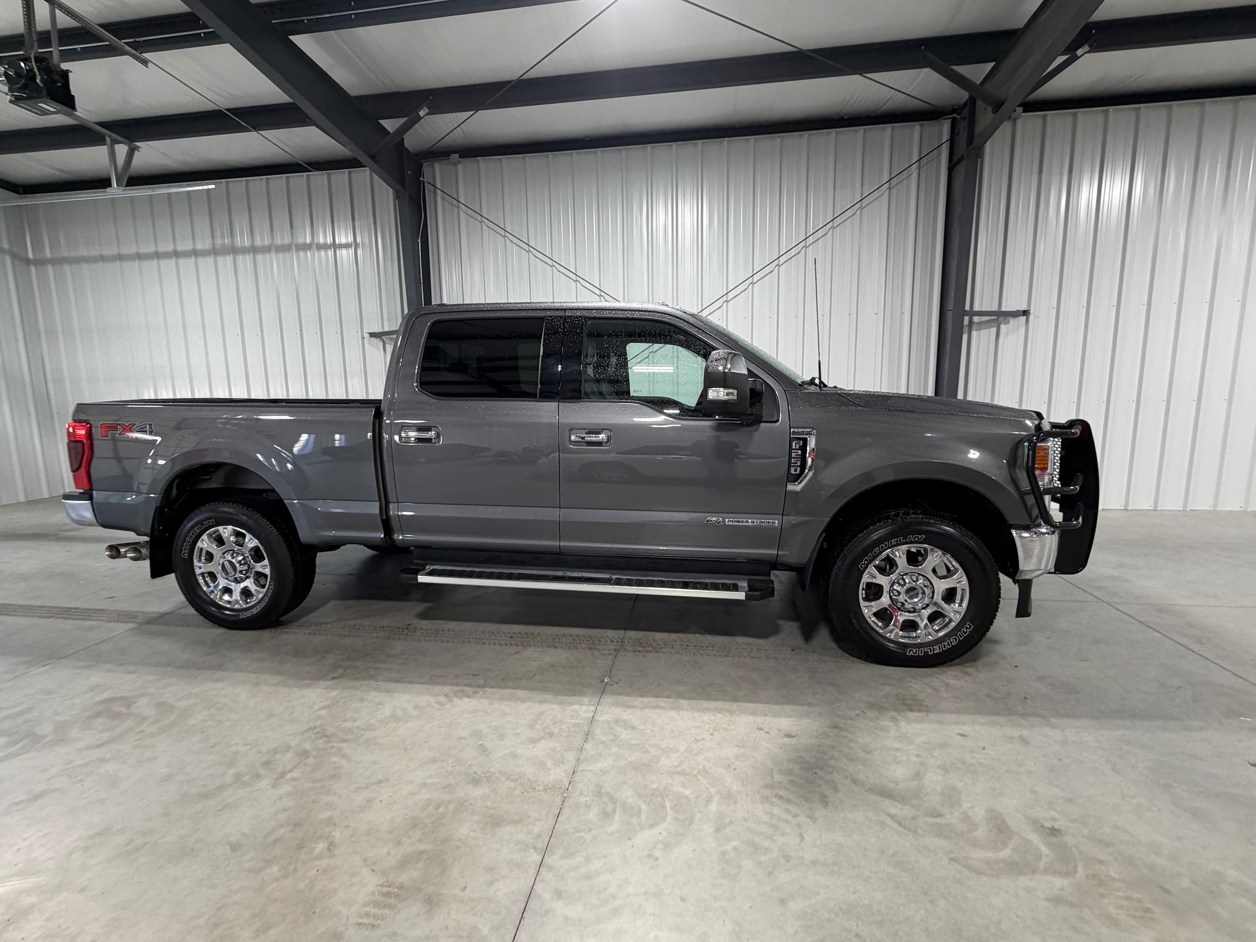 2022 Ford F-250 Super Duty Lariat's photo