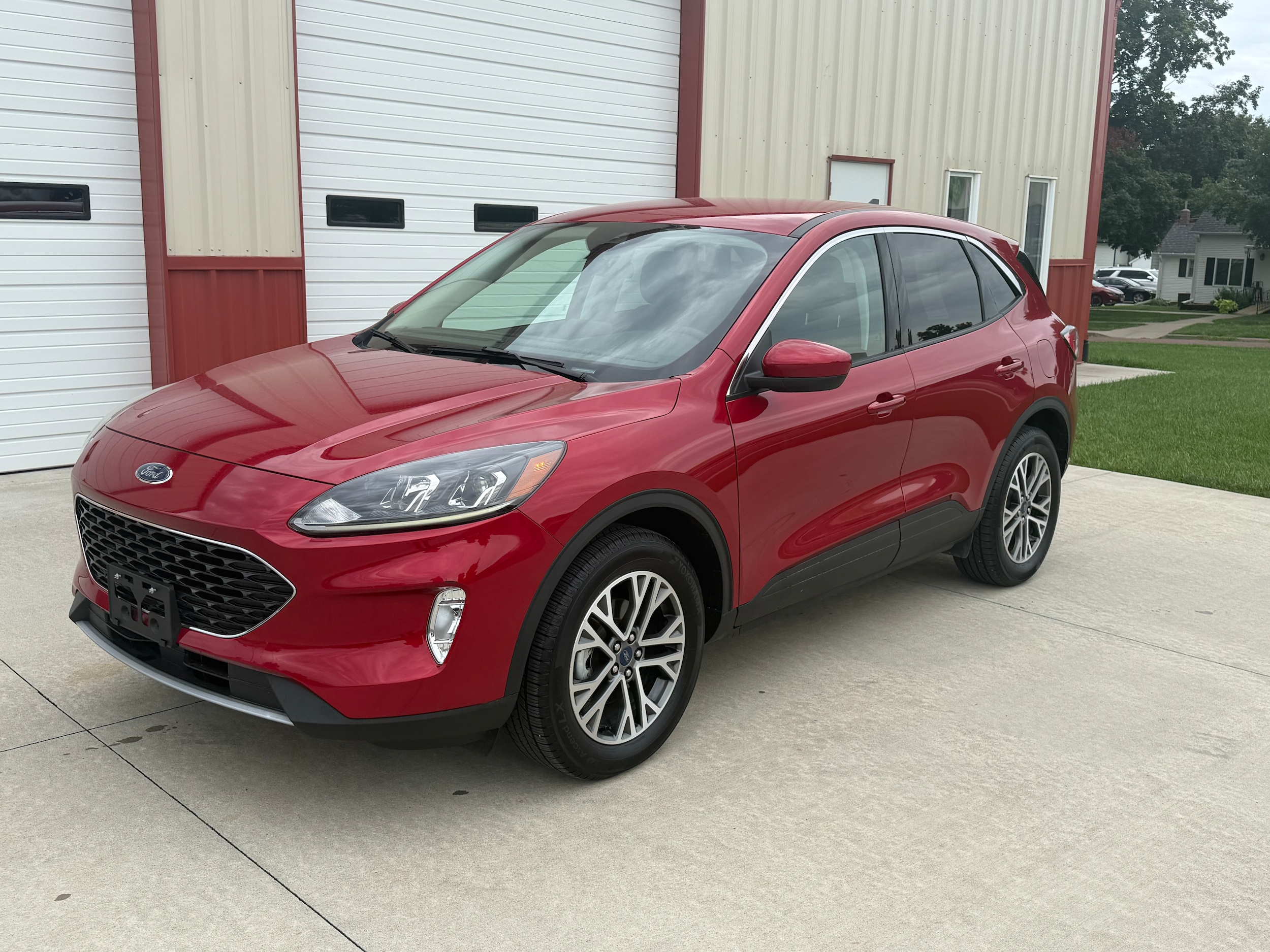 Used 2022 Ford Escape SEL with VIN 1FMCU9H93NUB21755 for sale in Kansas City