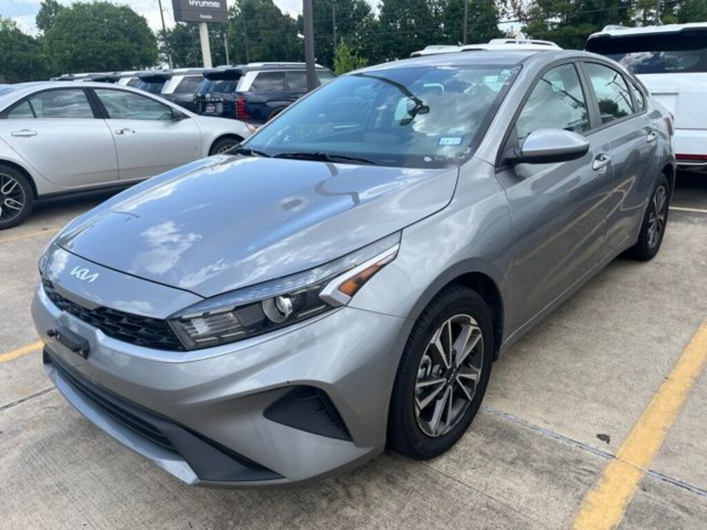 Used 2024 Kia Forte LXS Sedan