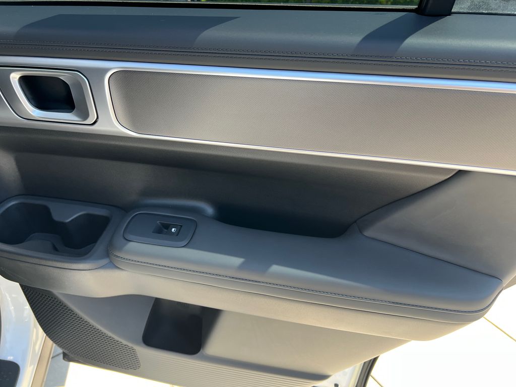 2025 Hyundai Santa Fe XRT - Photo 9