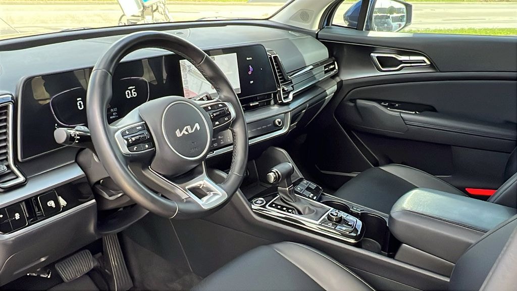 Used 2023 Kia Sportage EX SUV