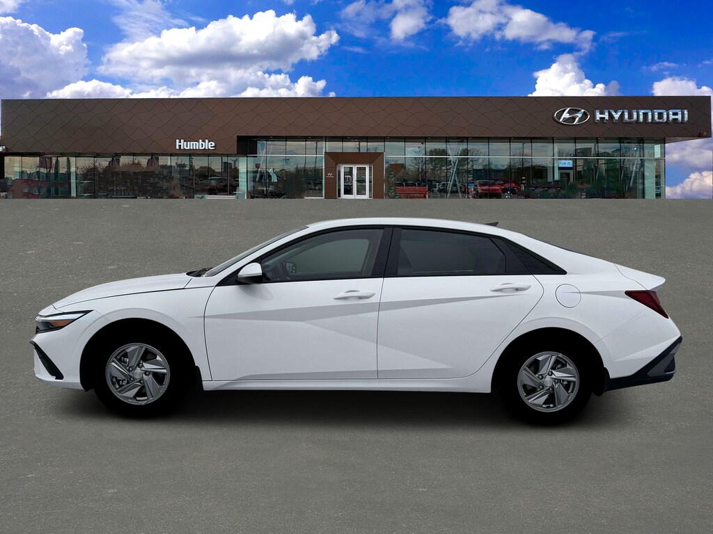 New 2026 Hyundai Elantra SE Sedan