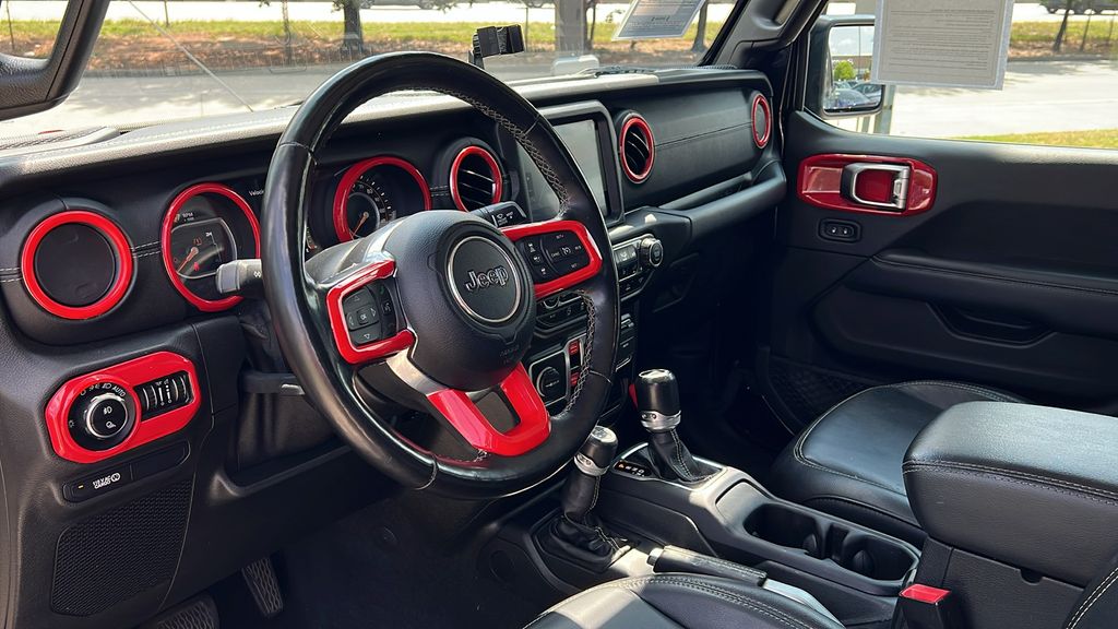 2020 Jeep Gladiator Overland photo 2
