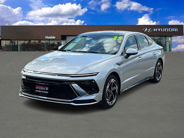 2025 Hyundai Sonata SEL's photo