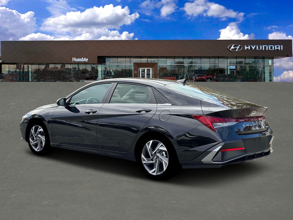 New 2026 Hyundai Elantra Limited Sedan