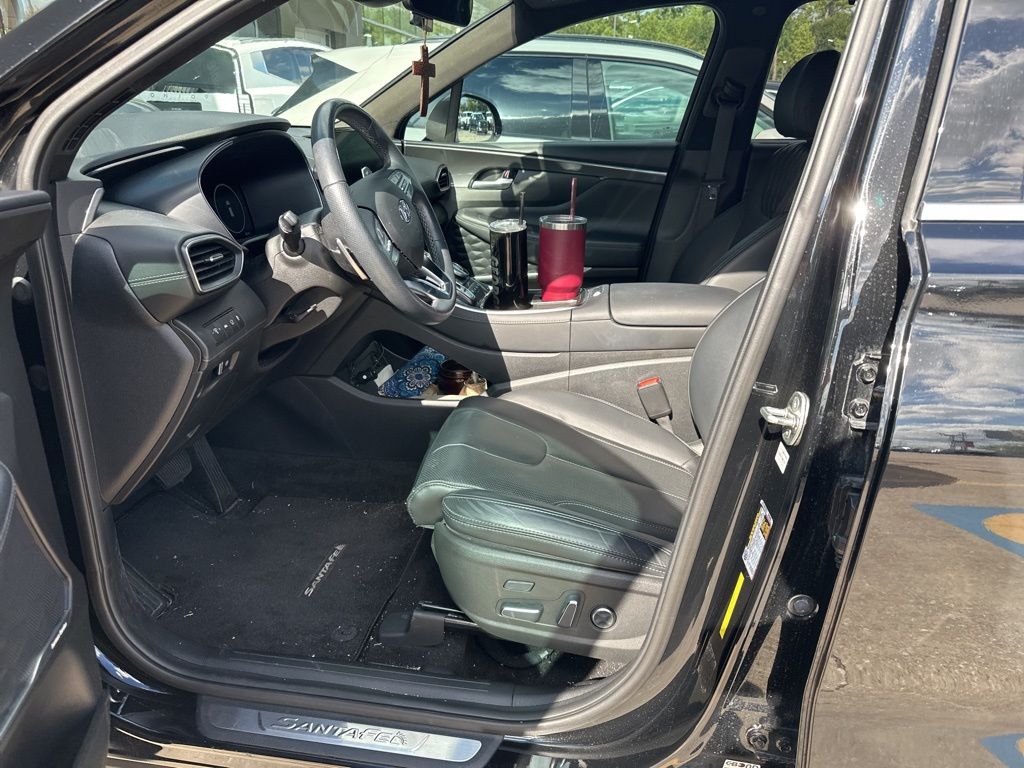 2022 Hyundai Santa Fe Calligraphy photo 2