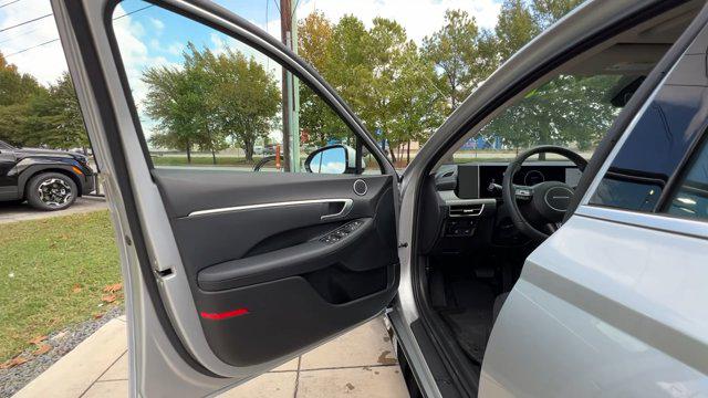 2025 Hyundai Sonata SEL - Photo 35