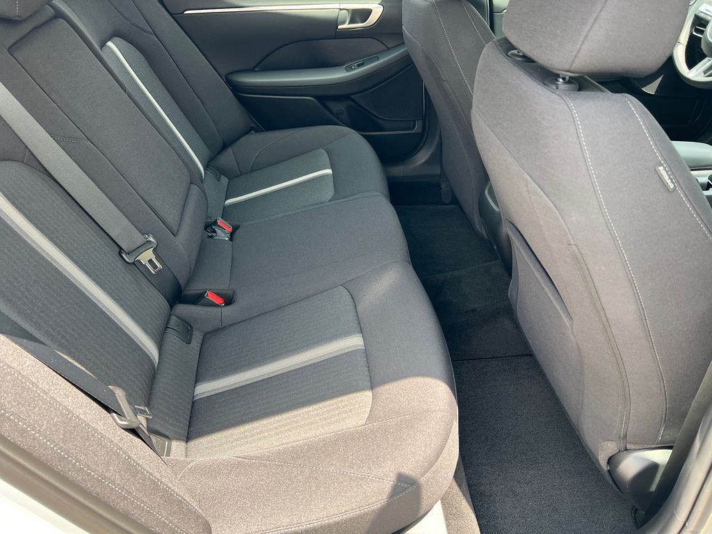 2026 Hyundai Sonata SEL - Photo 10