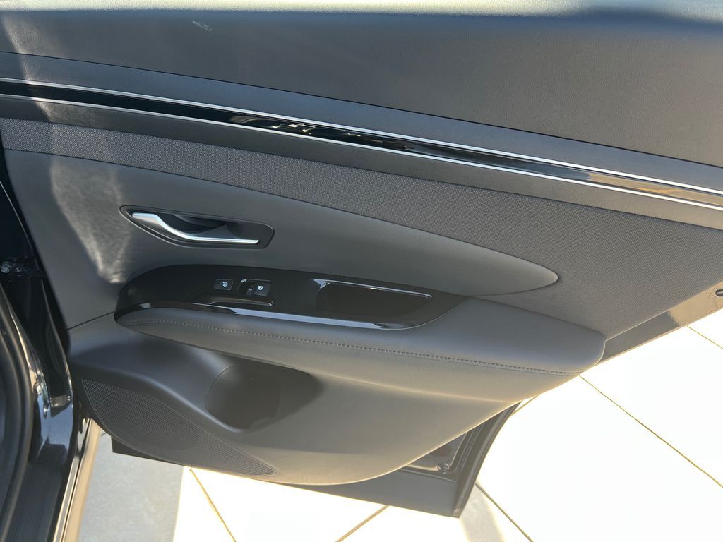 2024 Hyundai Tucson Limited - Photo 9