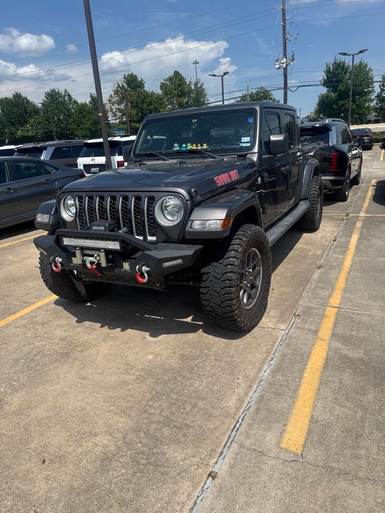 2021 Jeep Gladiator Overland's photo