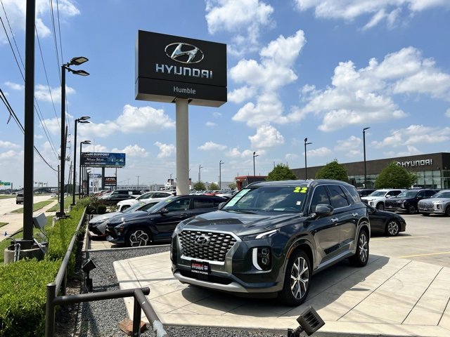 Used 2022 Hyundai Palisade Limited with VIN KM8R54HE1NU393504 for sale in Humble, TX