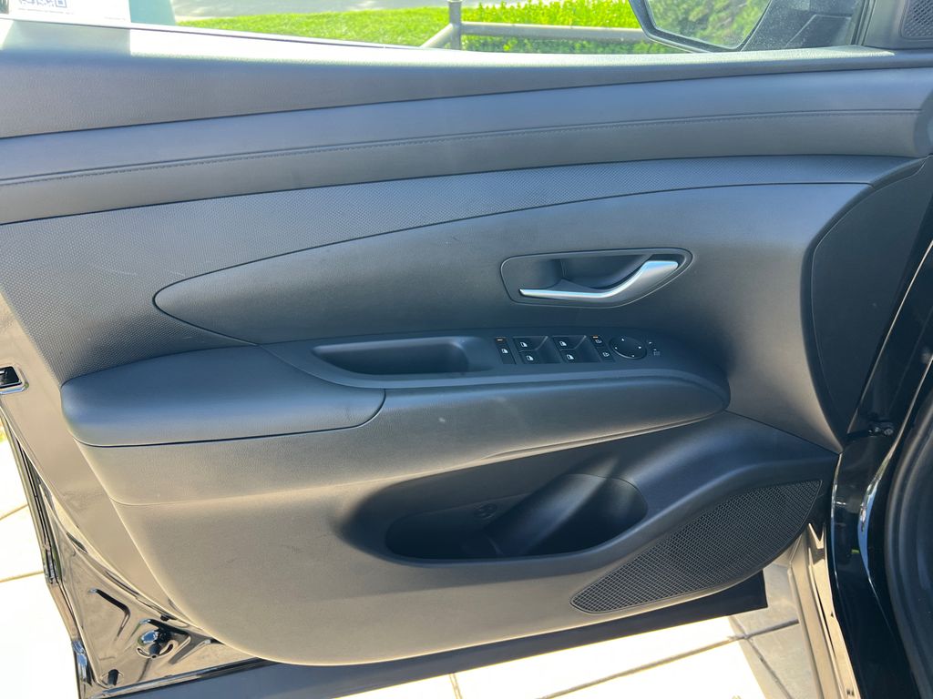 2026 Hyundai Santa Cruz SE - Photo 16