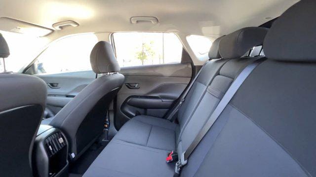 2025 Hyundai Kona SEL Convenience - Photo 35