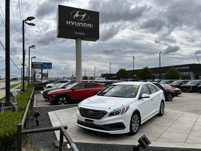 Used 2016 Hyundai Sonata Sport with VIN 5NPE34AF4GH335430 for sale in Humble, TX