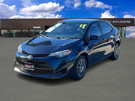 2017 Toyota Corolla LE Sedan