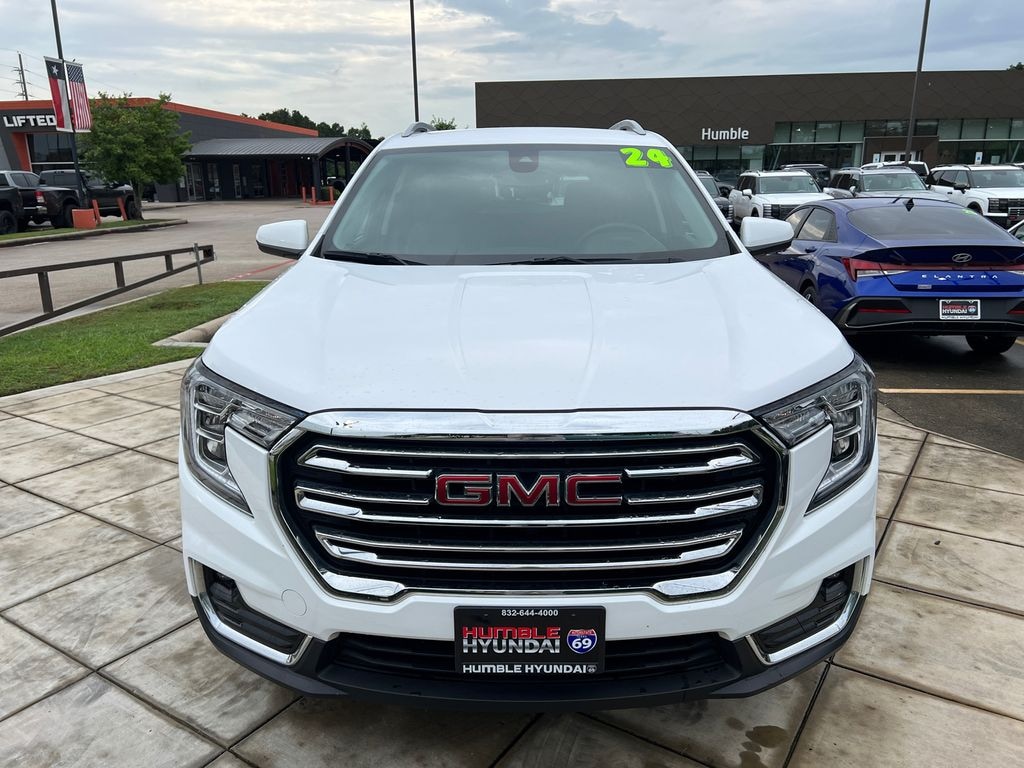Used 2024 GMC Terrain SLT SUV