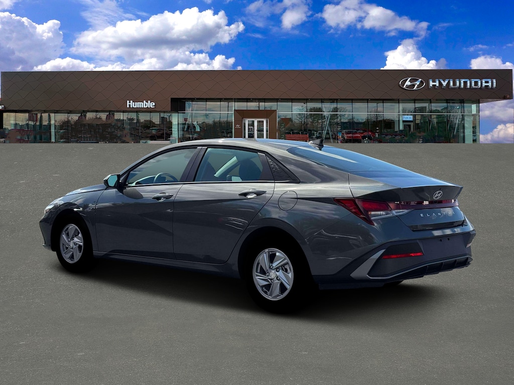 New 2026 Hyundai Elantra SE Sedan