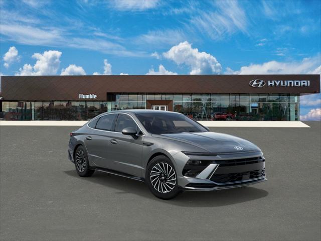 2025 Hyundai Sonata Hybrid SEL photo 2