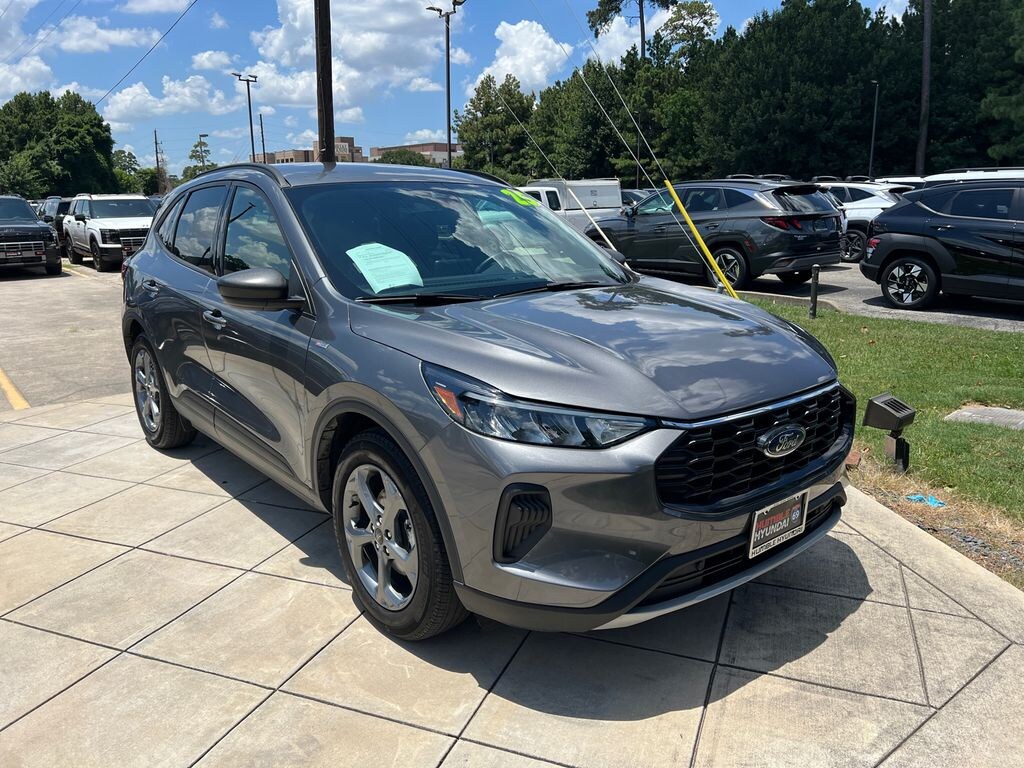 Used 2025 Ford Escape ST-Line SUV
