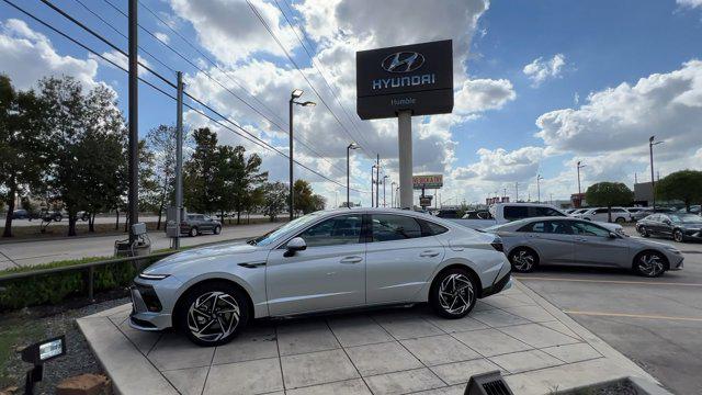 2025 Hyundai Sonata SEL - Photo 6