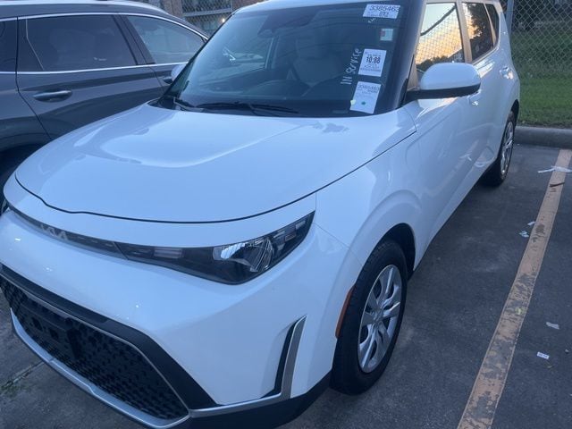 2025 Kia Soul 2.0L LX IVT's photo