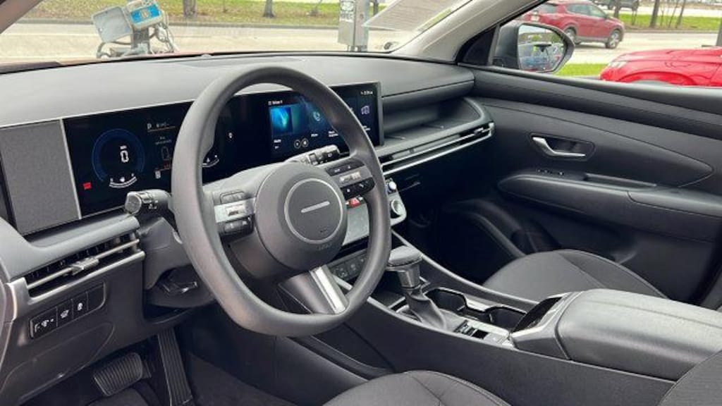 New 2026 Hyundai Tucson SEL FWD SUV