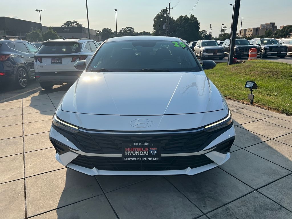 Certified 2025 Hyundai Elantra SEL Sport Sedan