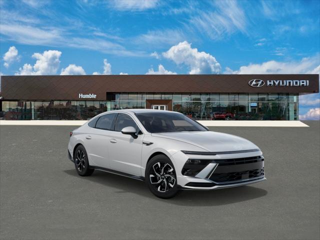 2025 Hyundai Sonata SEL photo 2