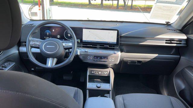 2025 Hyundai Kona SEL Convenience - Photo 22