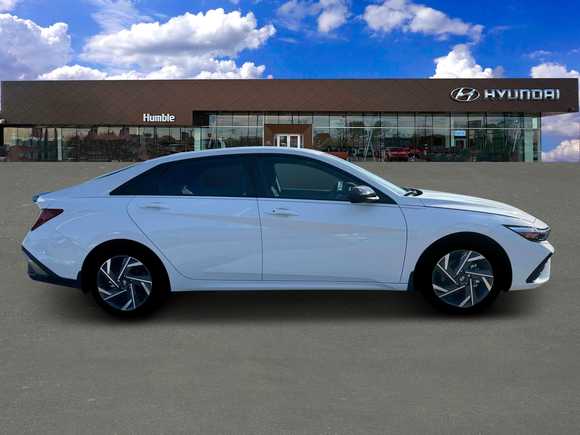 2025 Hyundai Elantra Blue - Photo 9