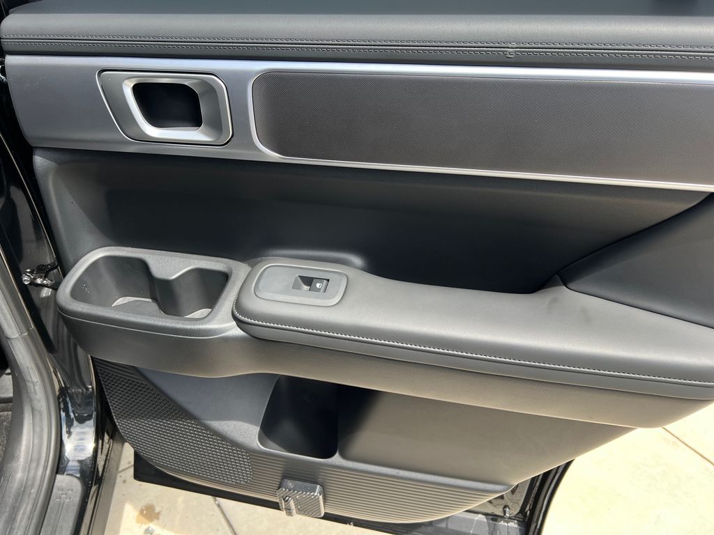 2025 Hyundai Santa Fe SEL - Photo 9