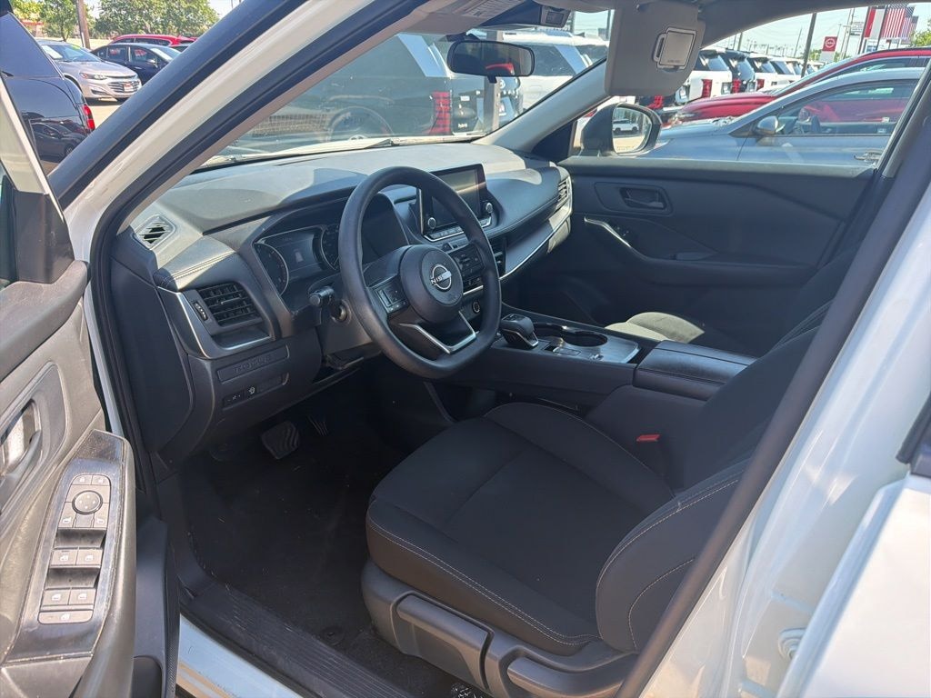 Used 2024 Nissan Rogue S SUV