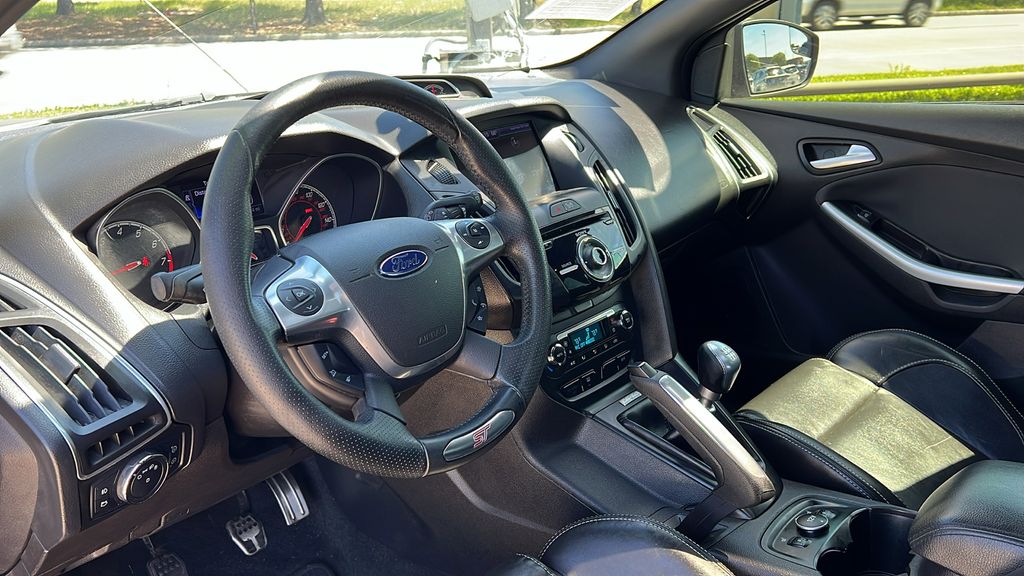 Used 2013 Ford Focus ST with VIN 1FADP3L93DL183378 for sale in Humble, TX