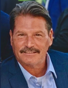 Staff member John Kay from ID_c739ea83ca4f