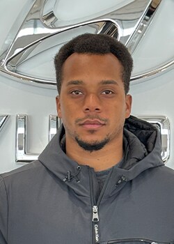 Staff member Matthew Guidry from ID_b8eca5261265